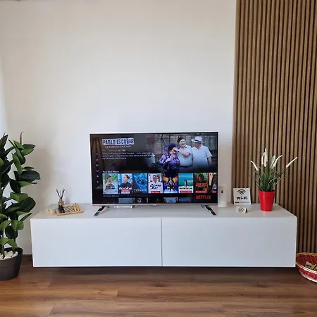 Red & White Palace Apartment