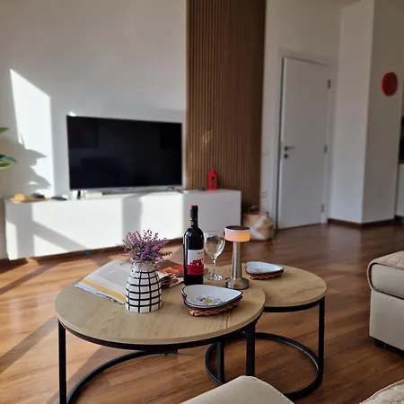 Red & White Palace * Tirana