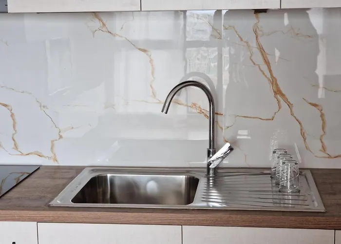 Red & White Palace Appartamento *