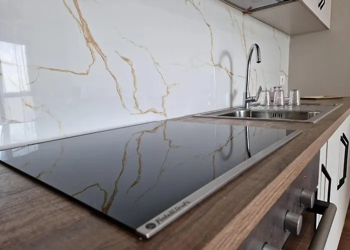 Red & White Palace Appartamento *