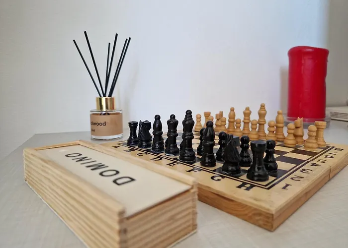 Red & White Palace 公寓 地拉那